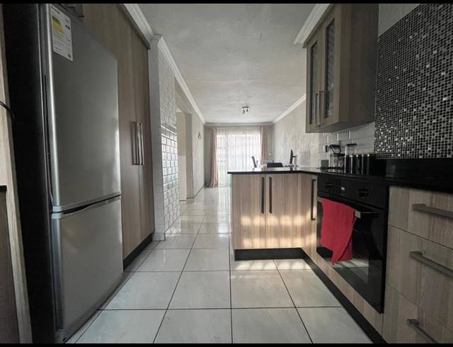 2 BEDROOM HOUSE FOR SALE IN WINDMILL PARK